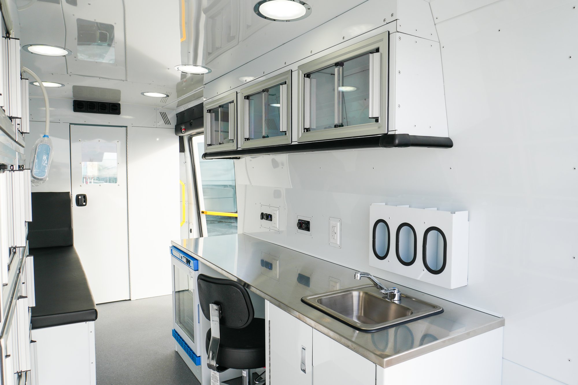 Saint Thomas Community Health Center Mobile Clinic Van (5)